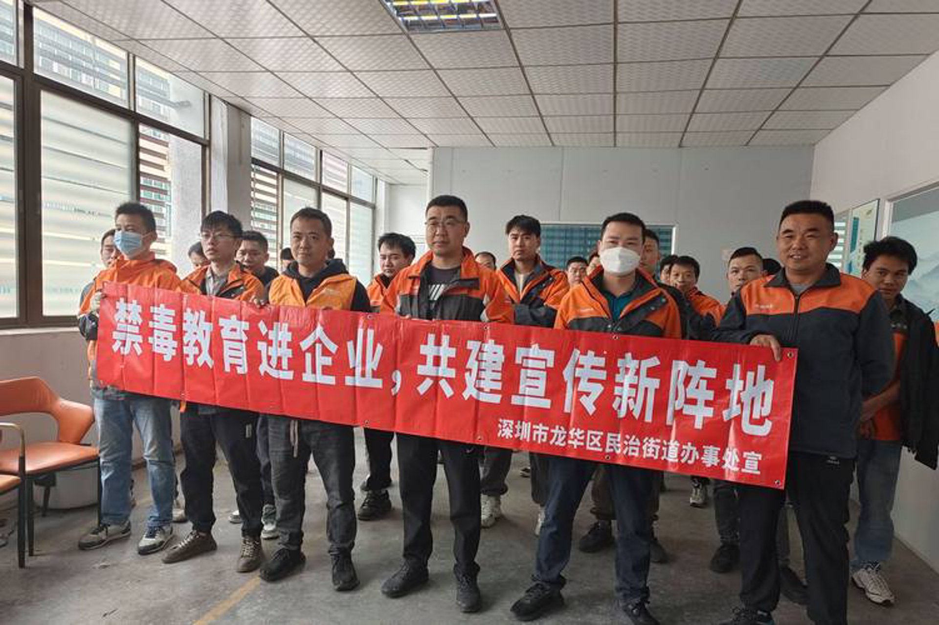 卓杨服装
